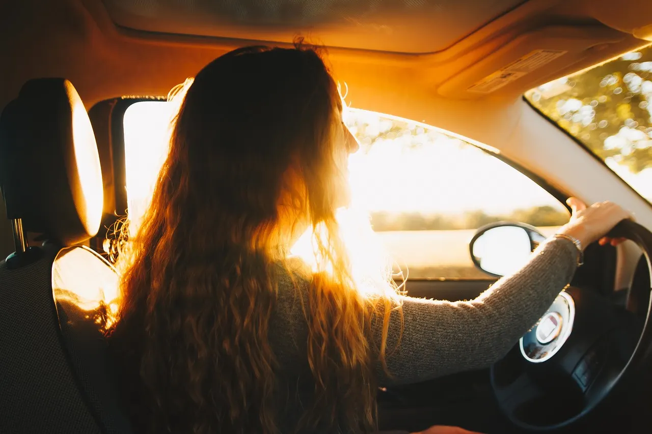 shows teen driving